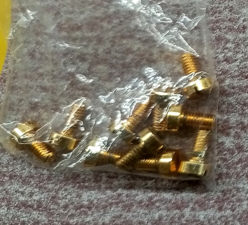 KABZA VİDASI,SARI, GEÇMELER İÇİN 