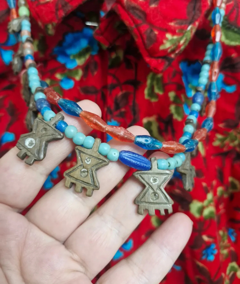 Çıtlıklı kolye 