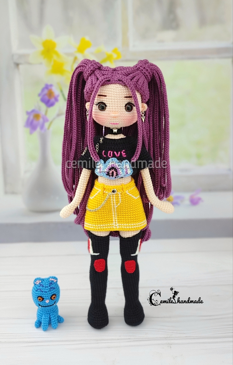 Amigurumi oyuncak bebek 