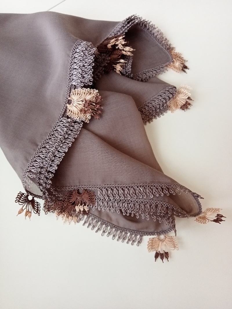 İğne oyalı tülbent 