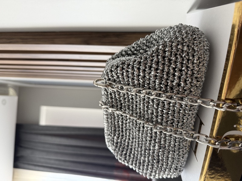 El emegi örgü çanta