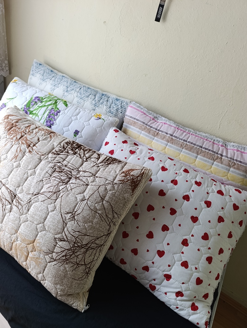 Kapitone supriz yastık 