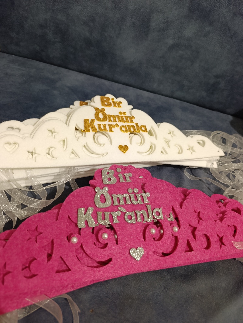 Kur'an tacı pembe taç gümüş yazıl�
