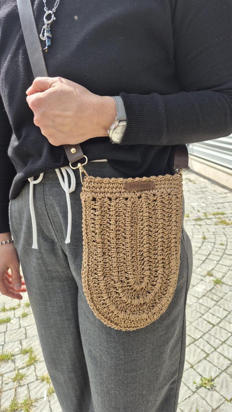 Cep telefon çantası