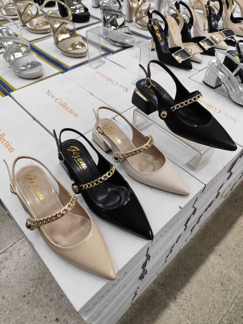 Yeni sezon ayakkabılar